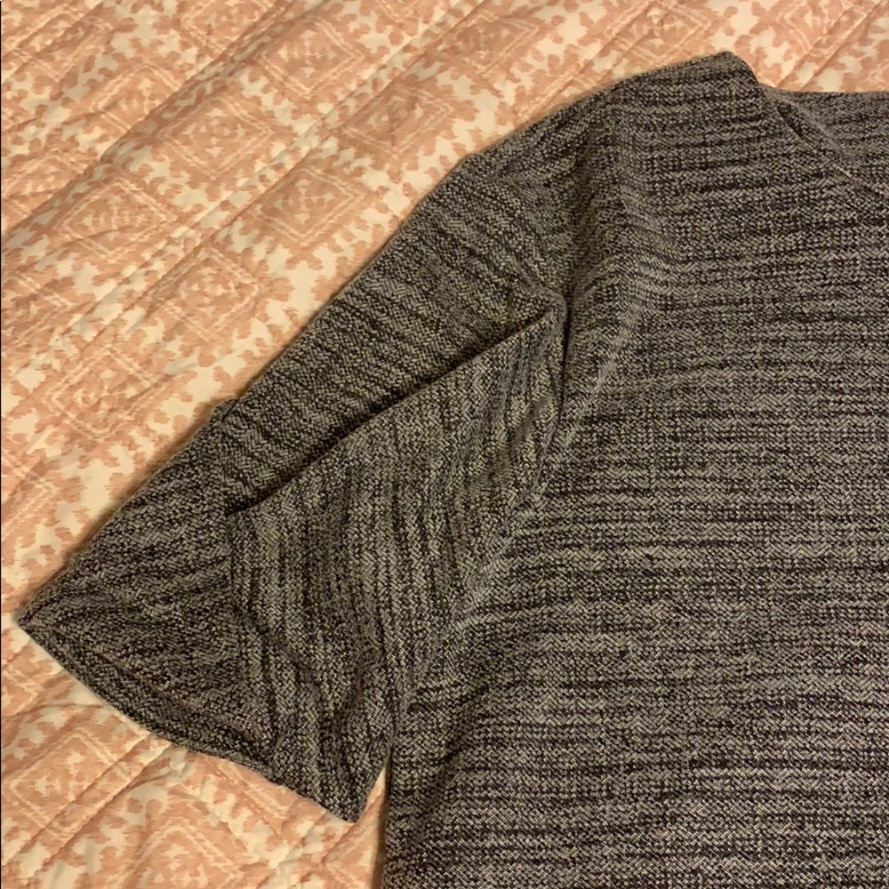 Banana Republic blouse - Picture 2 of 6
